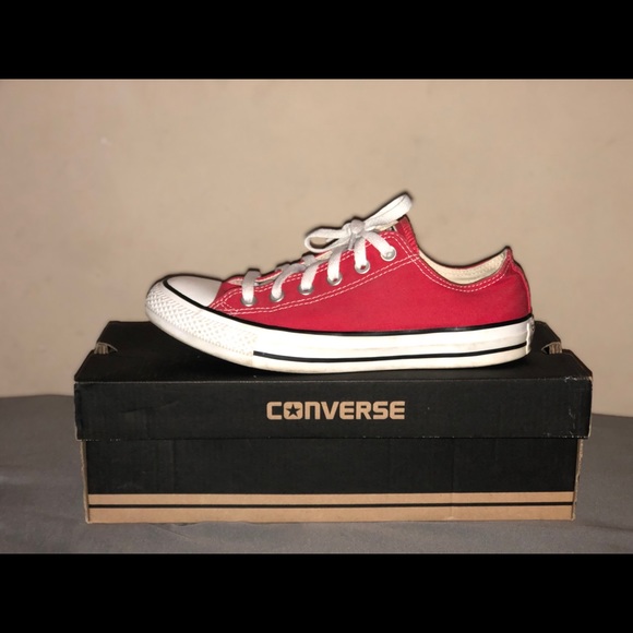 red converse low cut